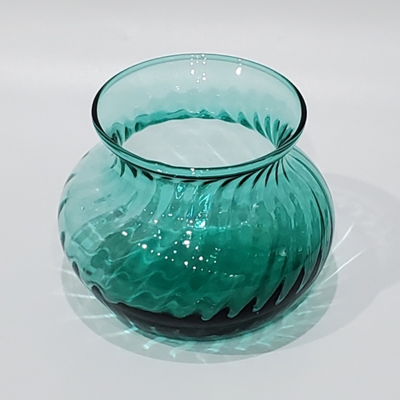 Vntg 5" Peacock Turquoise Optic Swirl Squat Vase - Picture 4 of 13